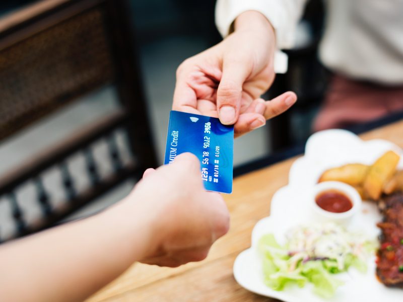 10 Things to Know Before You Apply for a Credit Card - Start investing in  your future